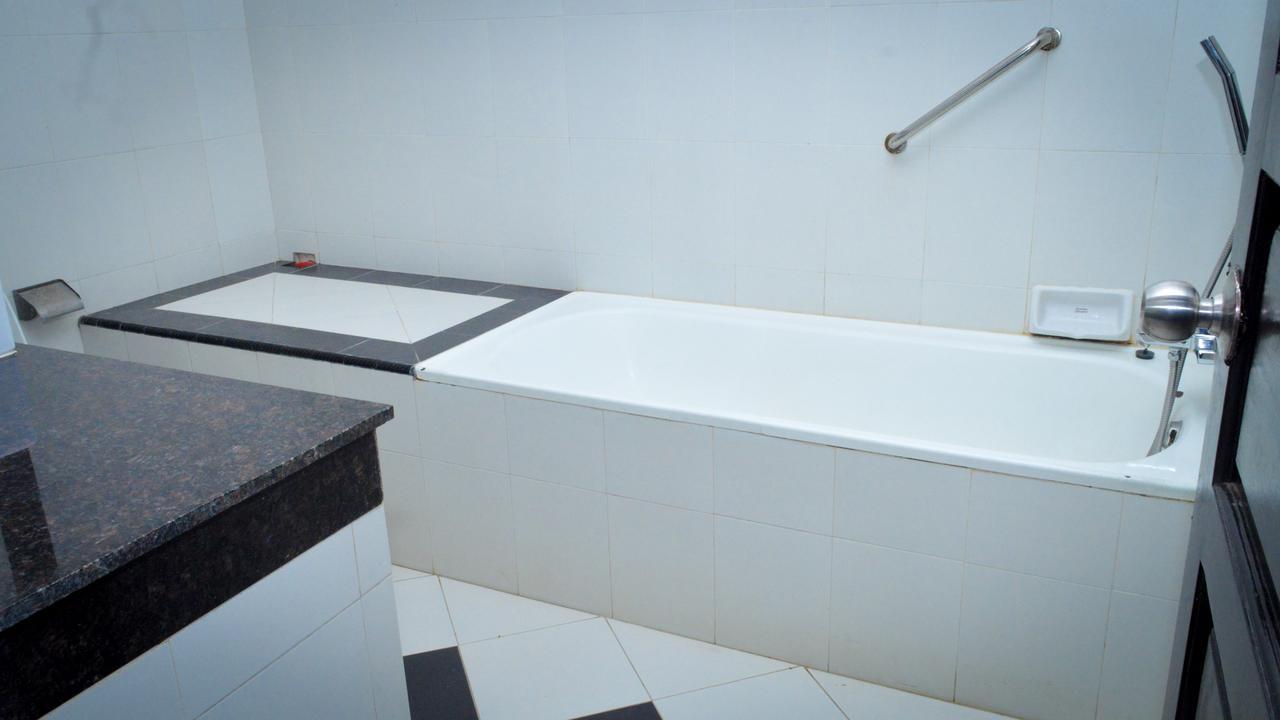 Uni Beach Hotel Pangandaran Dış mekan fotoğraf
