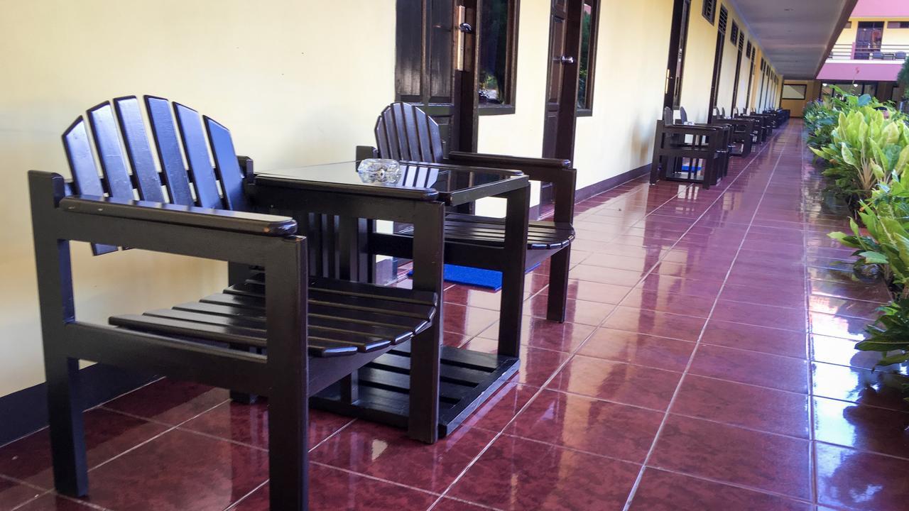 Uni Beach Hotel Pangandaran Dış mekan fotoğraf